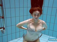 CrocoList presents: Perfect body teen lola enjoys the moment