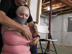 CrocoList presents: The neighbor's full figured