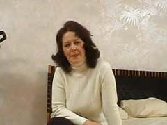 CrocoList presents: Moms casting - olga s (38 years old)