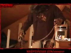 CrocoList presents: Halloween - zombie-deepthroat!