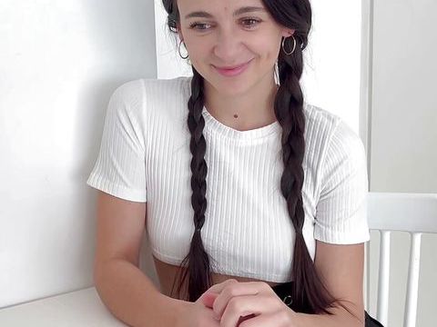 CrocoList presents: She agreed to show me her tits and then fuck at my house