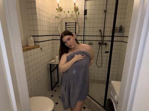 CrocoList presents: Watched his stepsister and fucked her right in the shower